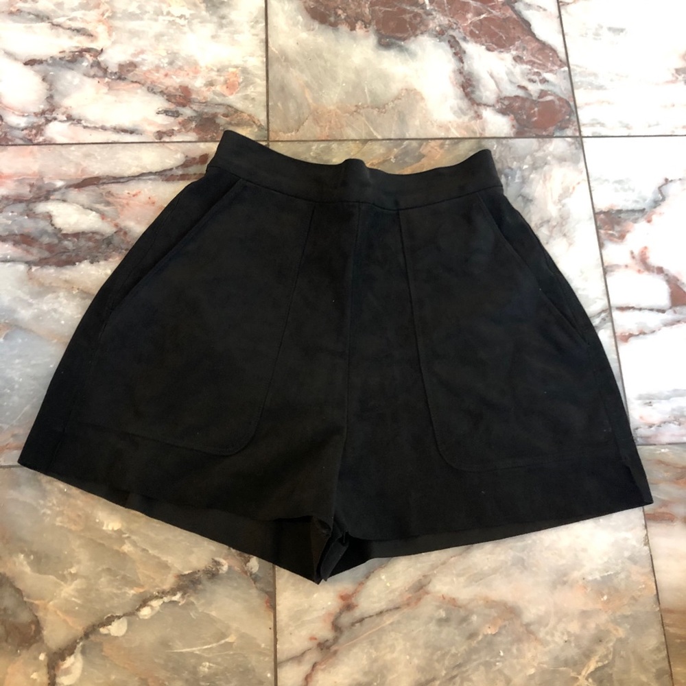 SOLD Aritzia Wilfred Welles High Waist Shorts XS - Picture 2 of 8